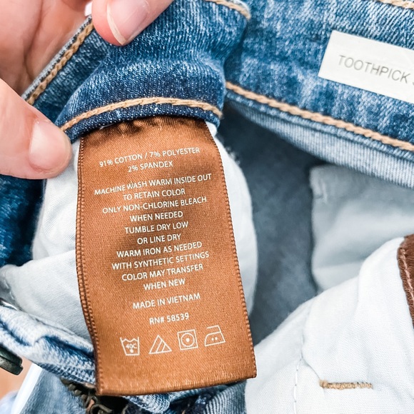 Kut from the Kloth Dayna skinny jeans - Picture 8 of 12